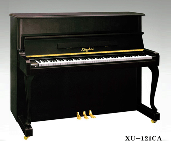 黑色立式XU-121CA型钢琴